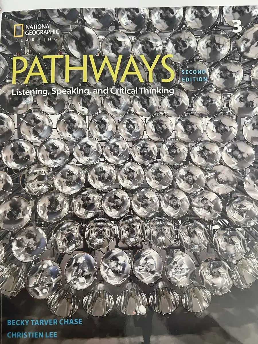 Pathways 3 second edition 영어 학습 교재